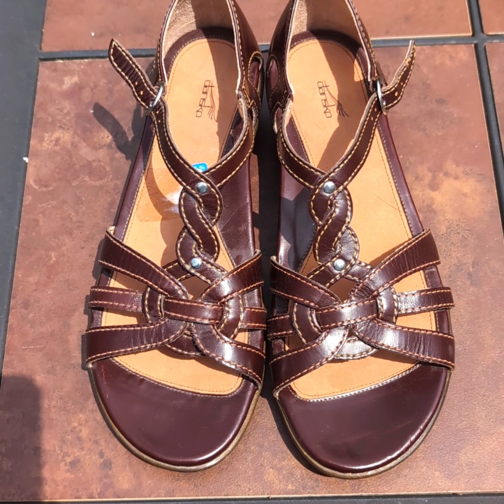 Women’s Brown Leather Braided Strappy Sandals